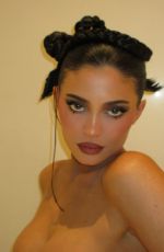 KYLIE JENNER - Instagram Photos 12/24/2025