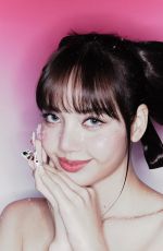 LALISA MANOBAL - Instagram Photos 12/24/2025