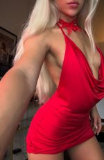 LEILA FALER - Instagram Photos 12/25/2025