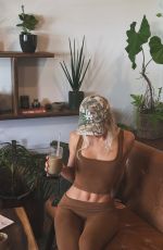 LEILA FALER - Instagram Photos and Video 12/09/2025