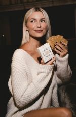 LENA GERCKE - Instagram Photos 12/29/2025