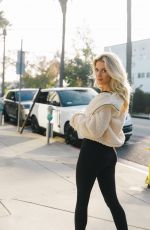 LINDSAY BREWER - Instagram Photos 12/20/2025