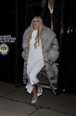 LINDSEY VONN Out for Christmas Dinner at Casa Tua in Aspen 12/25/2025