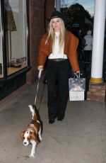 LINDSEY VONN Out for Christmas Shopping in Aspen 12/24/2025