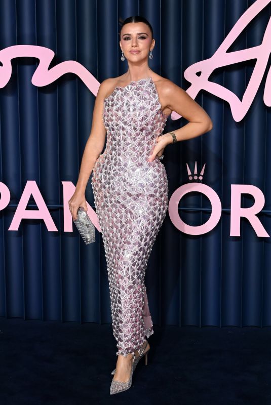 LUCY MECKLENBURGH at Fashion Awards 2025 in London 12/01/2025