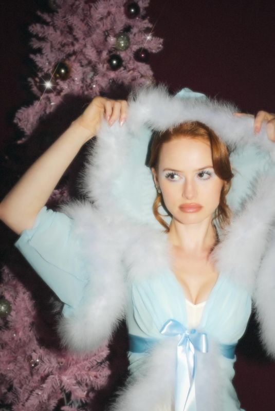 MADELAINE PETSCH - Christmas Photoshoot, December 2025