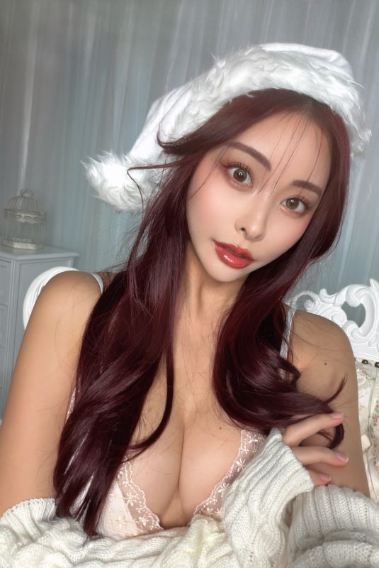 MAKOTO MINAMI - Instagram Photos 12/16/2025