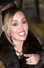MILEY CYRUS Flashes Her Engagement Ring while Greeting Fans Outside Jimmy Kimmel Live 12/04/2025