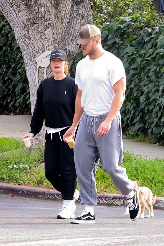 MINKA KELLY and Dan Reynolds out for Lunch with Their Dog in Los Angeles 12/23/2025