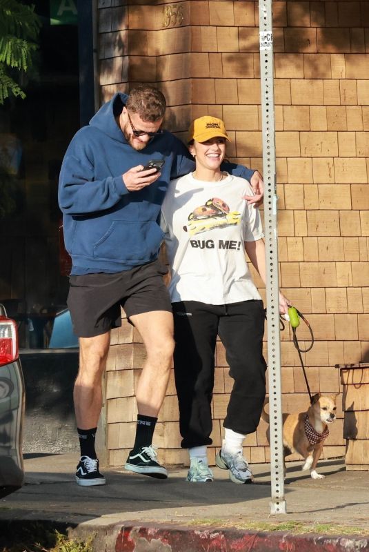 MINKA KELLY and Dan Reynolds Out for Sunday Lunch in Los Feliz 12/21/2025