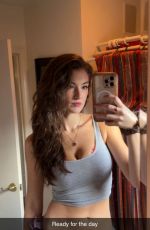 RACHEL PIZZOLATO - Instagram Photos 12/22/2025