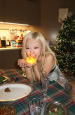 ROSE - Instagram Photos 12/24/2025