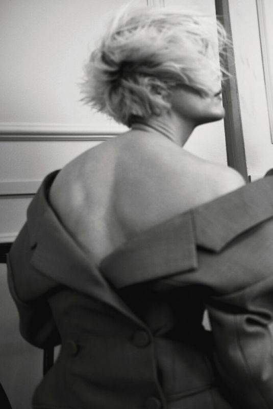 SELMA BLAIR for EE72 Modern Visionaries Portfolio, December 2025
