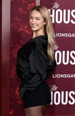 SYDNEY THOMAS at The Housemaid Premiere in Los Angeles 12/15/2025
