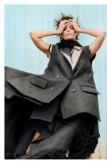 TAYLOR HILL for Vogue Portugal, December 2025