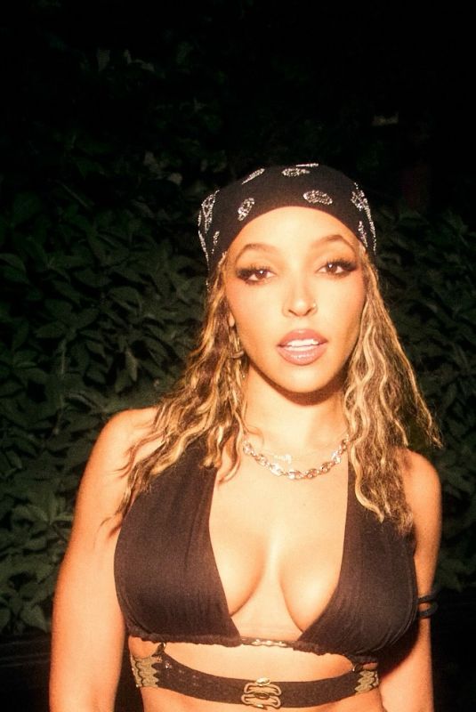 TINASHE - Instagram Photos 12/27/2025