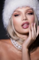 VIOLETTA SELEZNOVA - Instagram Photos 12/21/2025