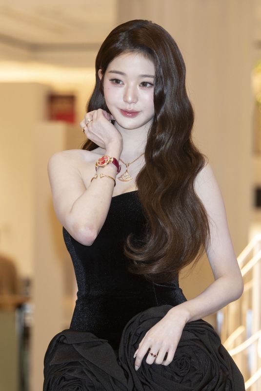 WONYOUNG at a BVLGARI Photocall in Seoul 04/12/2025