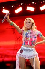 ZARA LARSSON at iHeartRadio 102.7 KIIS FM Jingle Ball 2025 in Los Angeles 12/05/2025