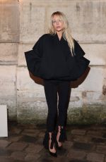 ALIX EARLE at Jacquemus Menswear Fall/winter 2026-2027 Show at Paris Fashion Week 01/25/2026