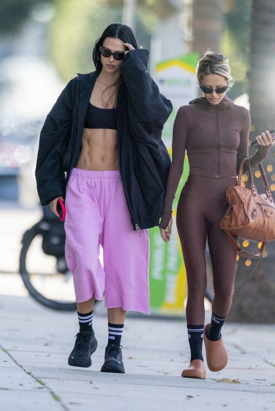 AMELIA and DELILAH HAMLIN Out in Los Angeles 01/26/2026