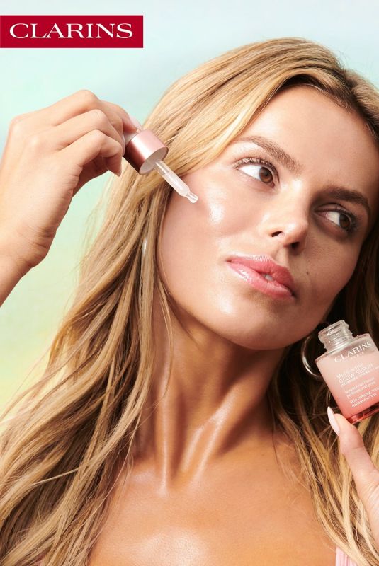 BROOKS NADER and Her Sisters for Clarins