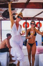 CINTIA DICKER - Instagram Photos 01/15/2026
