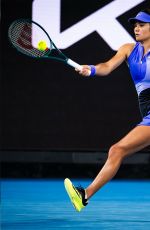 EMMA RADUCANU Wins 1st Round Match at Australian Open 01/18/2026