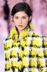 GRACIE ABRAMS at Chanel Haute Couture Week Spring/Summer 2026 Show at Paris Fashion Week 01/27/2026