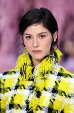 GRACIE ABRAMS at Chanel Haute Couture Week Spring/Summer 2026 Show at Paris Fashion Week 01/27/2026