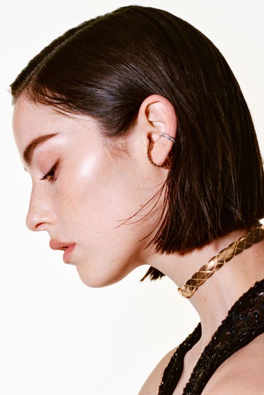 GRACIE ABRAMS for Chanel Coco Crush Campaign, 2026