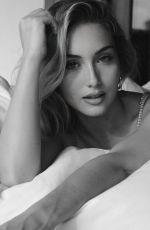 HELOISE HUTHART at a Photoshoot, January 2026