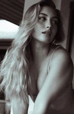 HELOISE HUTHART at a Photoshoot, January 2026
