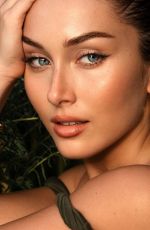 HELOISE HUTHART - December 2025 Photoshoot
