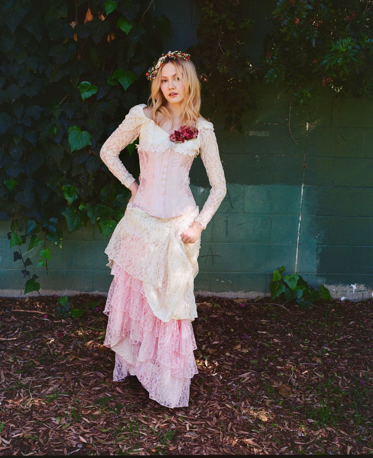 IRIS APATOW At A Photoshoot January 2026 HawtCelebs iris-apatow-at-a-photoshoot-january-2026-hawtcelebs