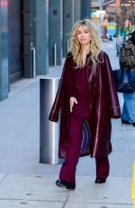 JENNETTE MCCURDY Arrives at Good Morning America and Live with Kelly and Mark in New York City 01/20/2026