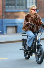 JENNIFER LAWRENCE Out for a Bike Ride in New York City 01/13/2026