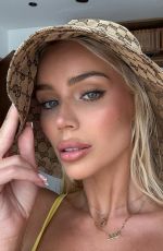 JULIA CAVANAGH - Instagram Photos 01/09/2026