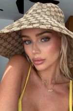 JULIA CAVANAGH - Instagram Photos 01/09/2026