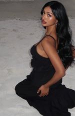 KAAVIYA SAMBASIVAM - Instagram Photos 01/25/2026