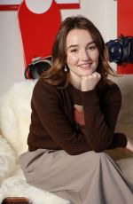 KAITLYN DEVER at Arby