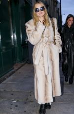 KATE HUDSON Arrives at a Costes Party in Paris 01/27/2026