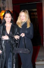 KATE HUDSON Leaves Her Hotel in Paris 01/26/2026