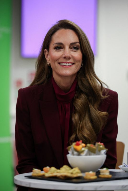 KATE MIDDLETON Visits Charing Cross Hospital in London 01/08/2026