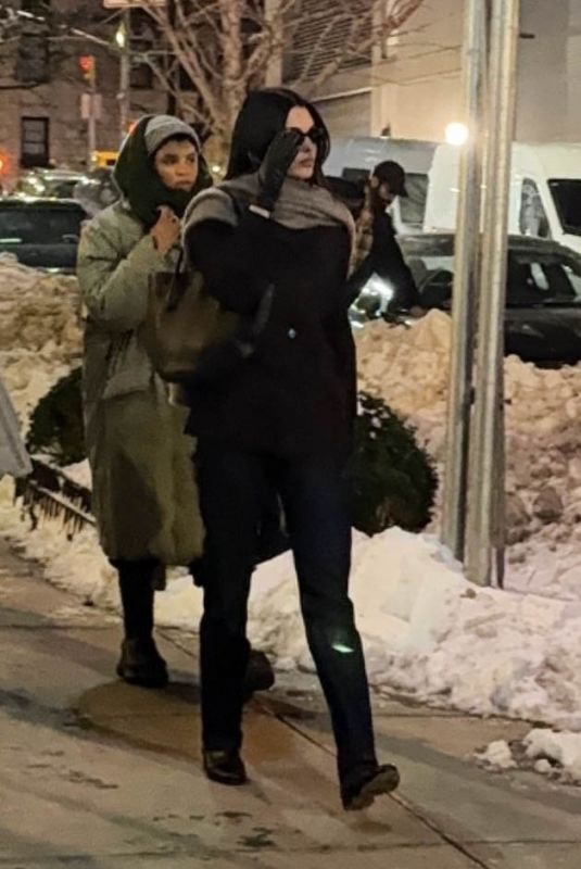 KENDALL JENNER Out in New York 01/28/2026