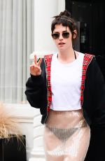 KRISTEN STEWART Leaves Her Loft in New York 01/05/2026