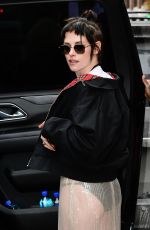 KRISTEN STEWART Leaves Her Loft in New York 01/05/2026