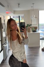 KYLA DODDS - Instagram Photos 01/05/2025