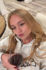 KYLA DODDS - Instagram Photos and Video 01/07/2025
