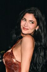 KYLIE JENNER Arrives at 37th Annual Palm Springs International Film Festival Film Awards 01/03/2026